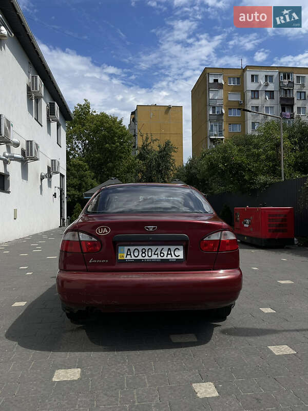Седан Daewoo Lanos 2006 в Ужгороді