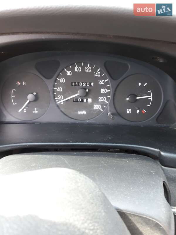 Седан Daewoo Lanos 2005 в Ромнах