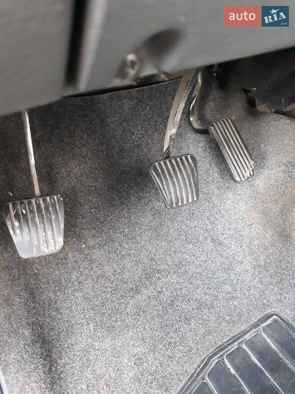 Седан Daewoo Lanos 2005 в Ромнах