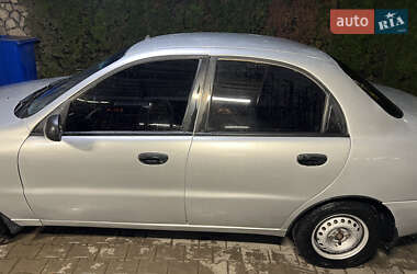 Седан Daewoo Lanos 2004 в 