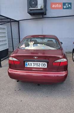 Седан Daewoo Lanos 1999 в 
