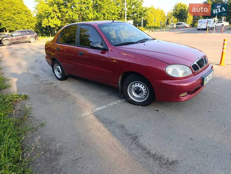 Седан Daewoo Lanos 2006 в Ровно