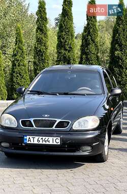 Седан Daewoo Lanos 2006 в Надворной