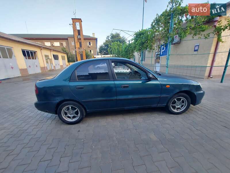 Седан Daewoo Lanos 2007 в Рени