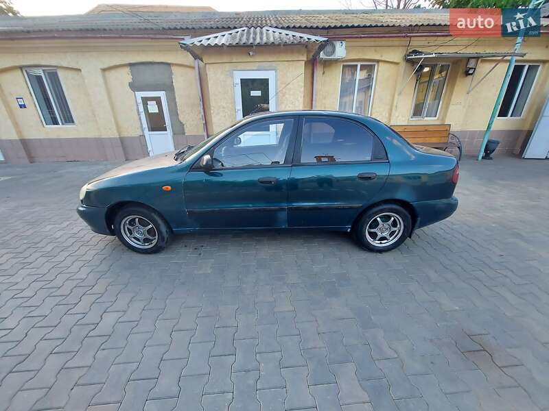 Седан Daewoo Lanos 2007 в Рени