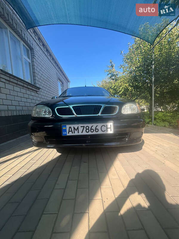 Седан Daewoo Lanos 2008 в Казатине