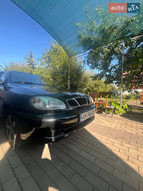 Седан Daewoo Lanos 2008 в Казатине