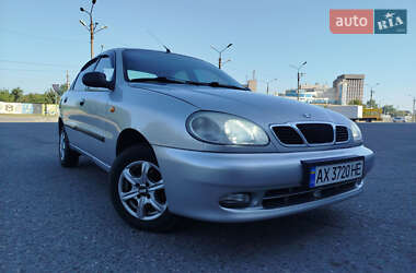 Седан Daewoo Lanos 2003 в Харькове