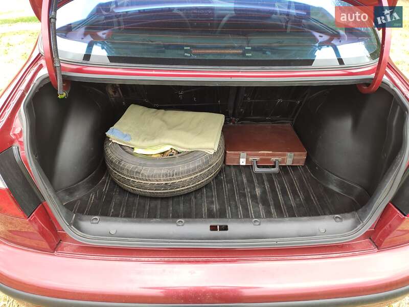 Седан Daewoo Lanos 2005 в Полтаве
