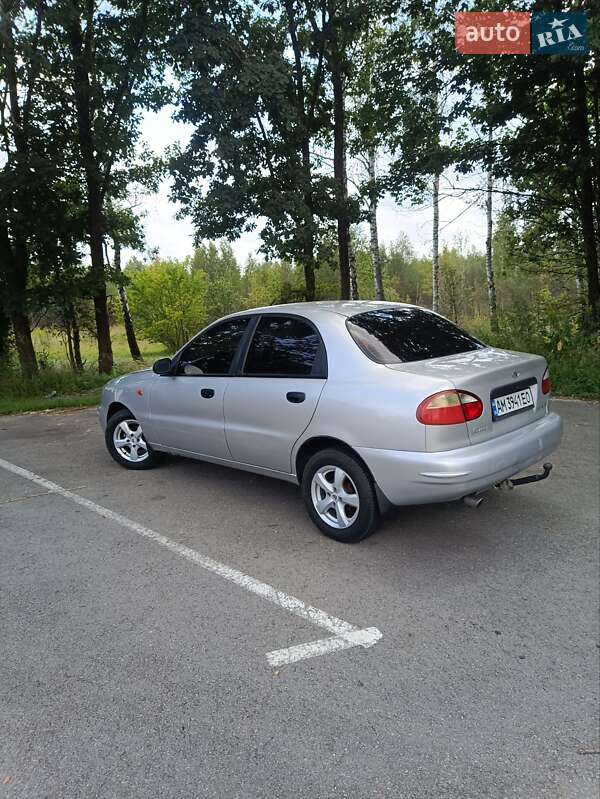Седан Daewoo Lanos 2003 в Житомире