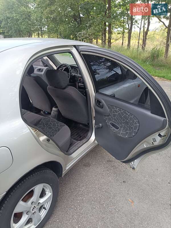 Седан Daewoo Lanos 2003 в Житомире