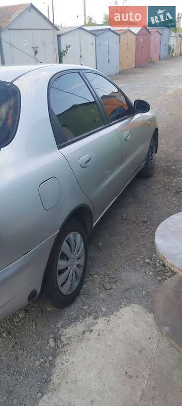 Седан Daewoo Lanos 2004 в Дрогобыче