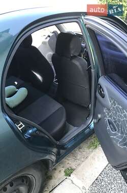 Седан Daewoo Lanos 2002 в 