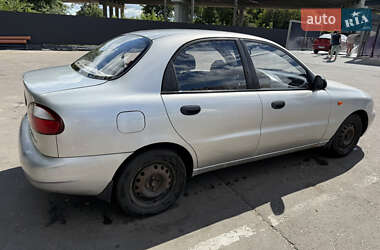 Седан Daewoo Lanos 2002 в 