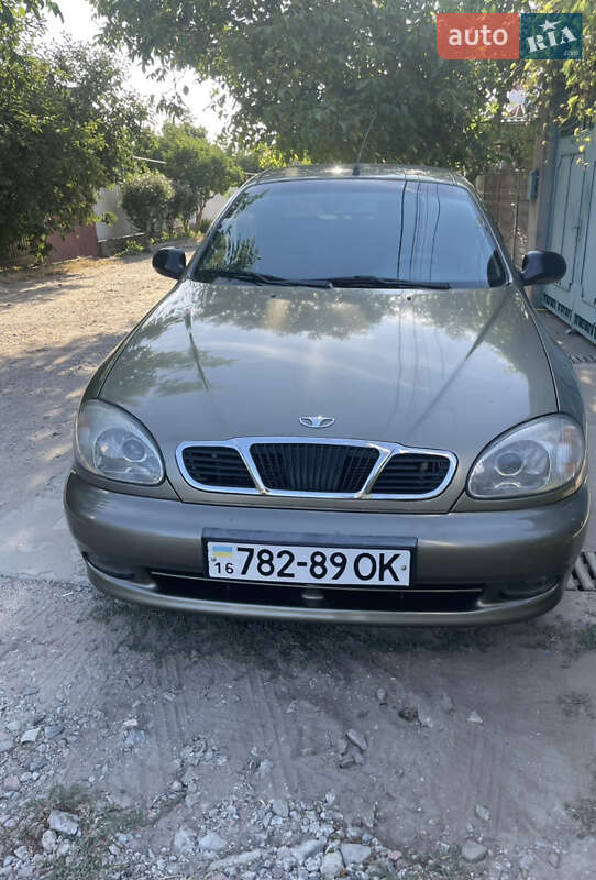 Седан Daewoo Lanos 2003 в 