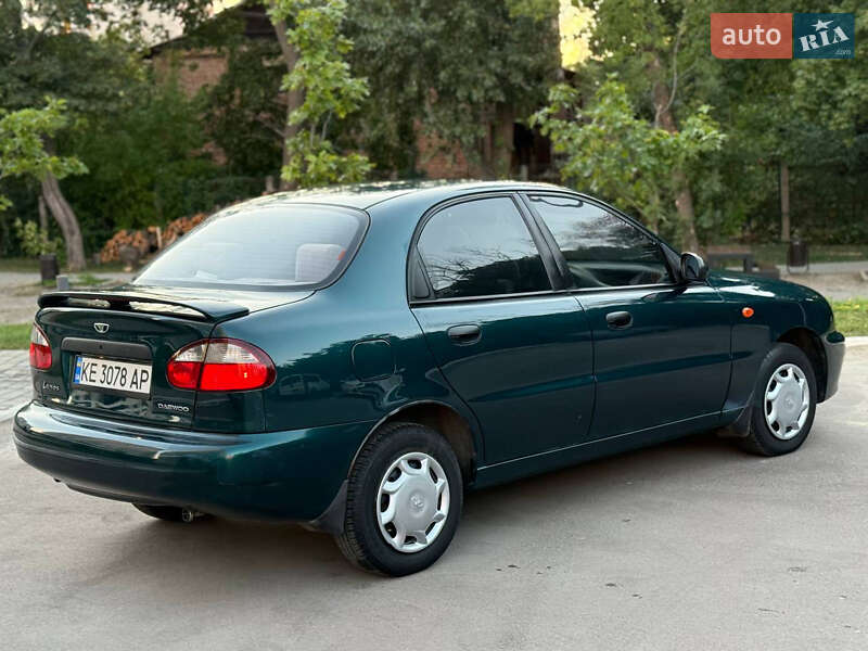 Седан Daewoo Lanos 2004 в Харькове