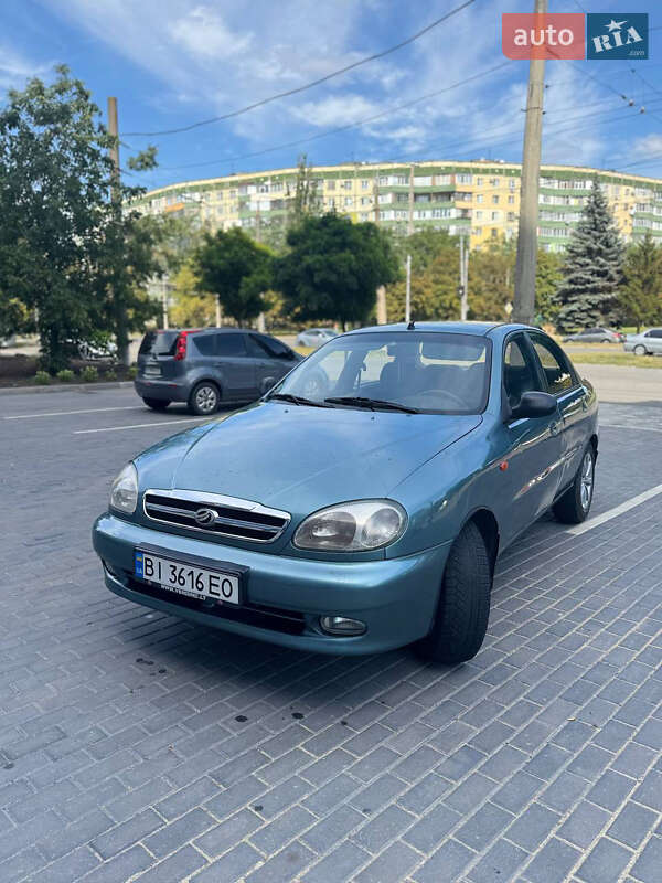 Седан Daewoo Lanos 2011 в Полтаве