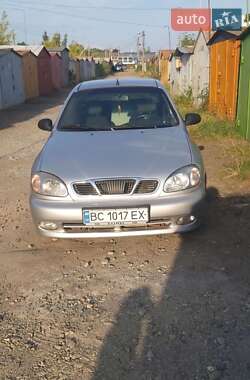 Седан Daewoo Lanos 2004 в Дрогобичі