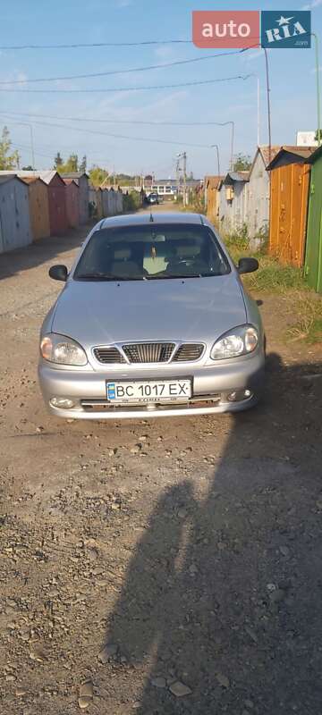 Седан Daewoo Lanos 2004 в 