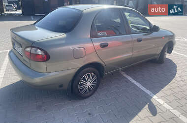 Седан Daewoo Lanos 2004 в 