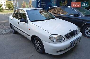 Седан Daewoo Lanos 2002 в Киеве