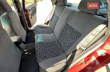 Седан Daewoo Lanos 2003 в 