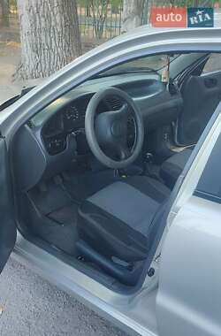 Седан Daewoo Lanos 2003 в 