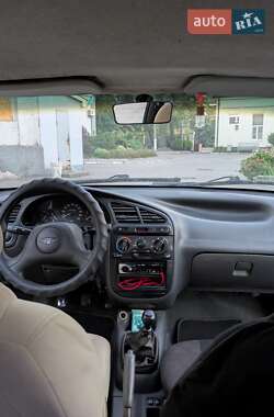 Хэтчбек Daewoo Lanos 1998 в 