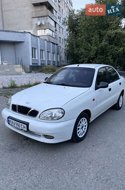 Седан Daewoo Lanos 2004 в Днепре