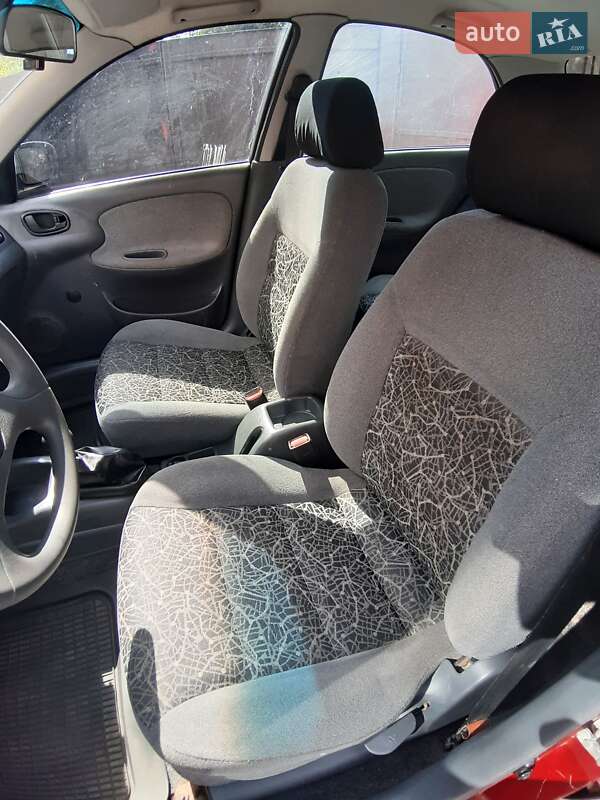 Седан Daewoo Lanos 2006 в Прилуках