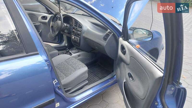 Седан Daewoo Lanos 2008 в Киеве