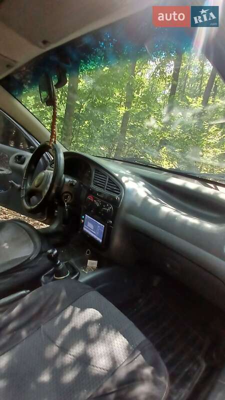 Седан Daewoo Lanos 2004 в Знаменке