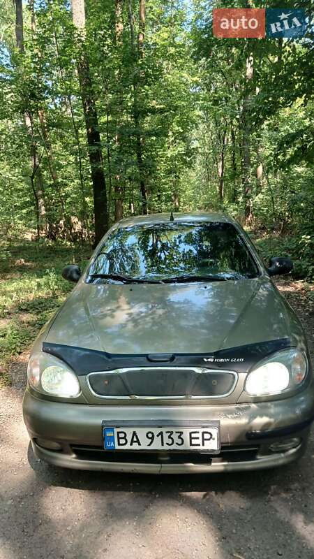 Седан Daewoo Lanos 2004 в Знаменке