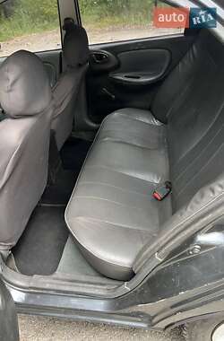 Седан Daewoo Lanos 1998 в 