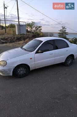 Седан Daewoo Lanos 2006 в Нерубайском