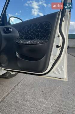 Седан Daewoo Lanos 2003 в 