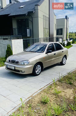 Седан Daewoo Lanos 2004 в Львове