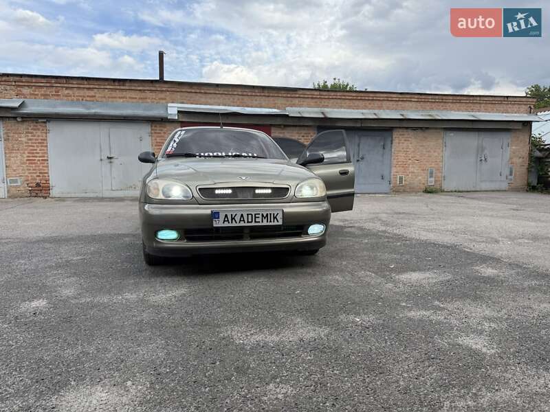 Седан Daewoo Lanos 2004 в Полтаве