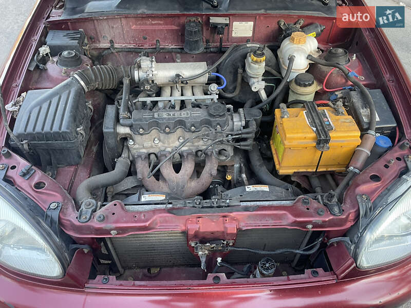 Седан Daewoo Lanos 2003 в Кривом Роге