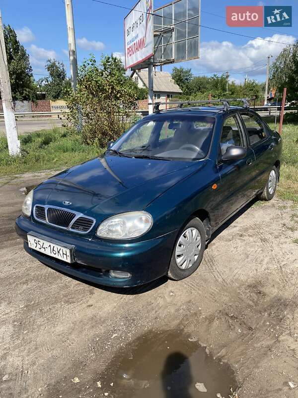 Седан Daewoo Lanos 2002 в 