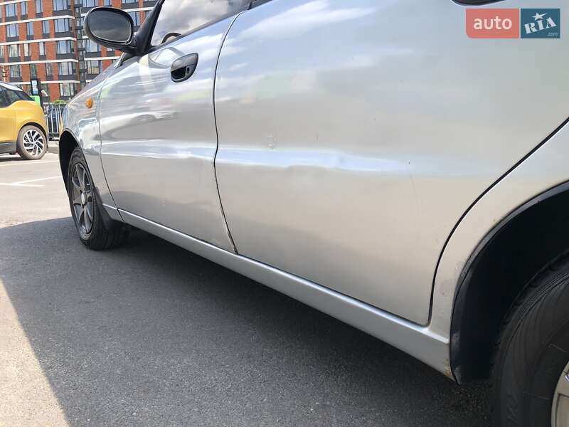 Седан Daewoo Lanos 2005 в Вишневом