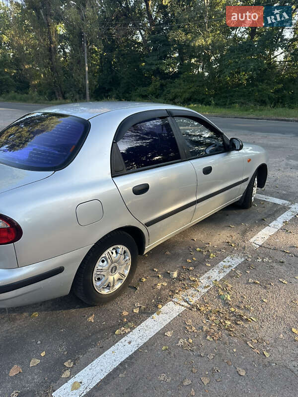 Седан Daewoo Lanos 2003 в Чернигове