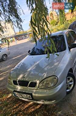 Седан Daewoo Lanos 2001 в 
