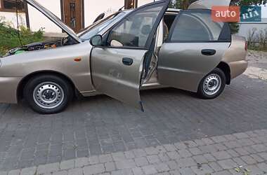 Седан Daewoo Lanos 2008 в 
