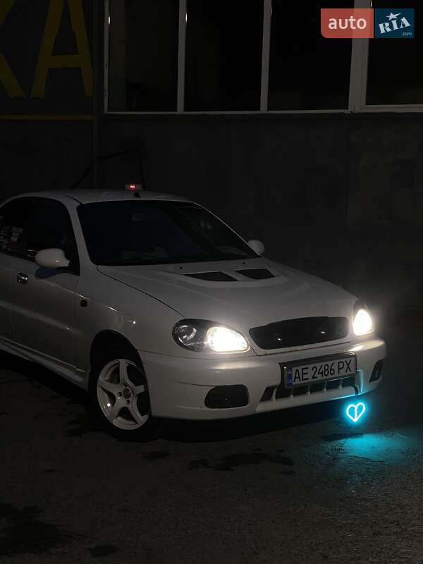 Седан Daewoo Lanos 2005 в Днепре