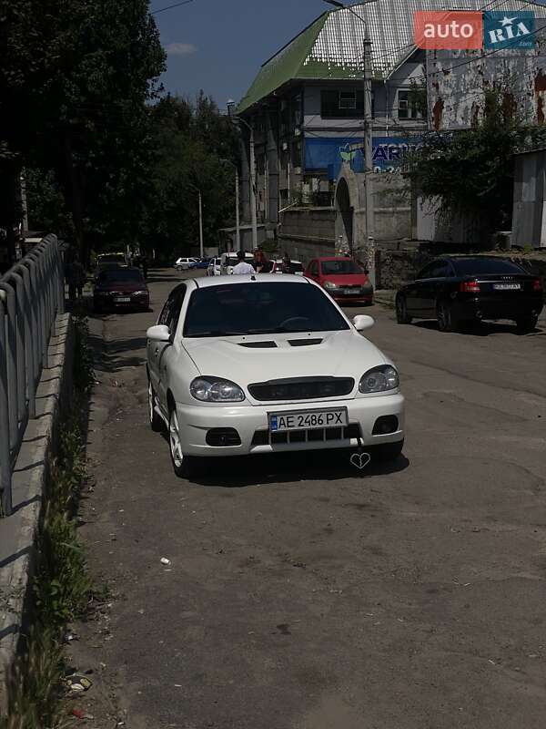 Седан Daewoo Lanos 2005 в Днепре