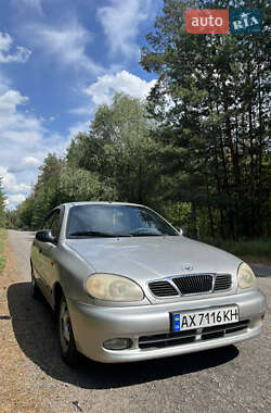Седан Daewoo Lanos 2004 в Харькове