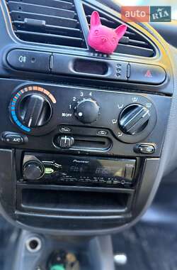 Седан Daewoo Lanos 2003 в 
