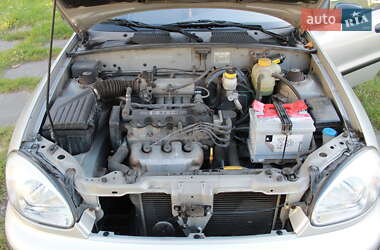Седан Daewoo Lanos 2004 в 