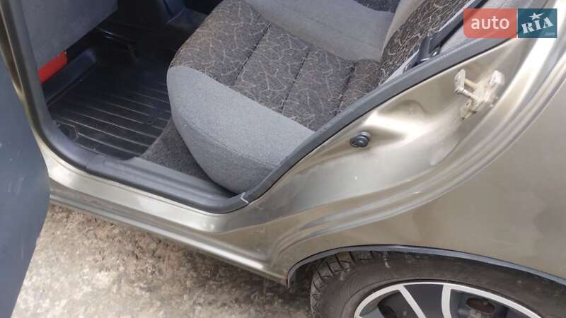 Седан Daewoo Lanos 2005 в Трускавце